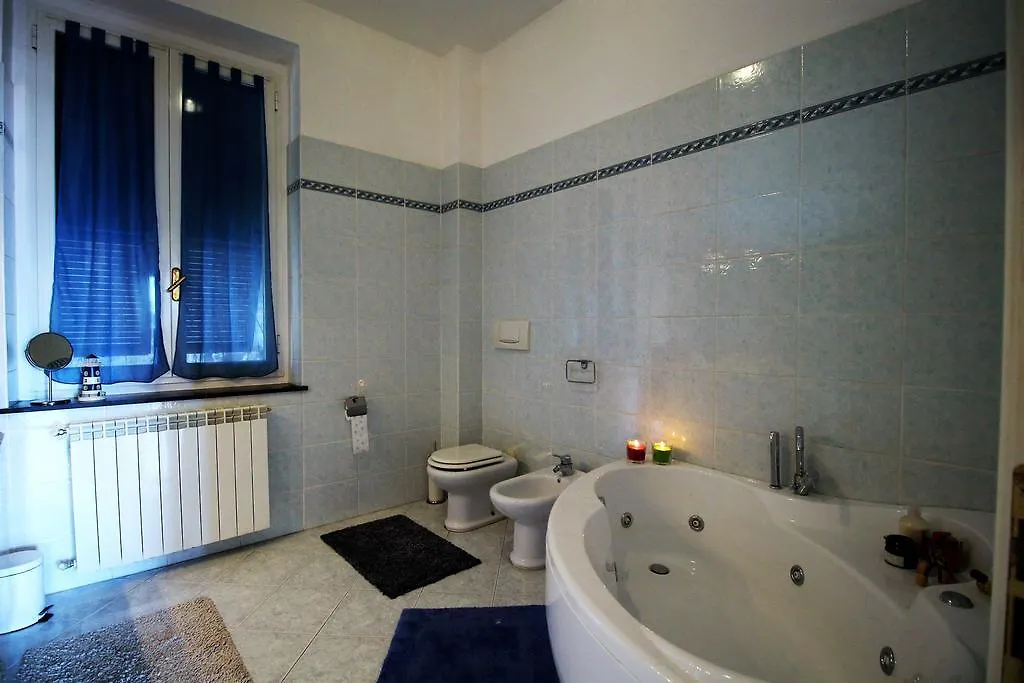 Apartment Al Molo Di Vernazzola Hotel Genoa Italy