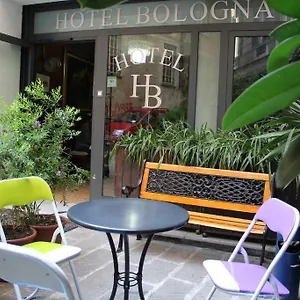 Hotel Bologna, Janov
